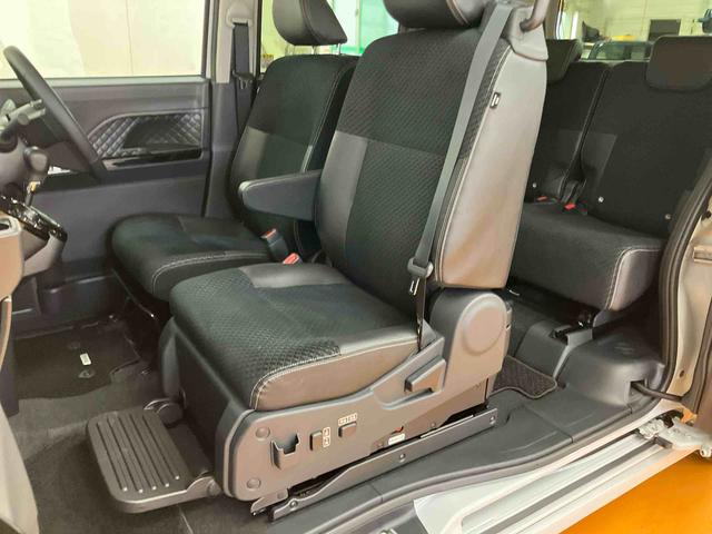 タント ウェルカムシートリフトカスタムRSスタイルセレクション 助手席電動シートリフト ワイヤレスリモコン 折り畳み式フットレスト パノラマカメラ連動9インチフルセグナビ USB接続 ブルートゥース対応 フロント.リヤドライブレコーダー連動 全席シートヒーター(7枚目)