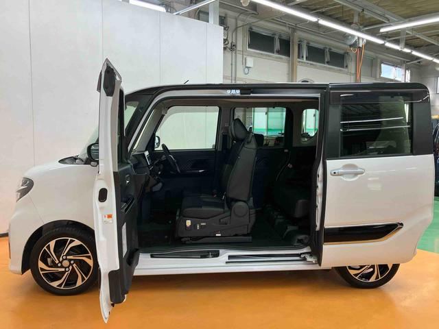 タント ウェルカムシートリフトカスタムRSスタイルセレクション 助手席電動シートリフト ワイヤレスリモコン 折り畳み式フットレスト パノラマカメラ連動9インチフルセグナビ USB接続 ブルートゥース対応 フロント.リヤドライブレコーダー連動 全席シートヒーター(16枚目)