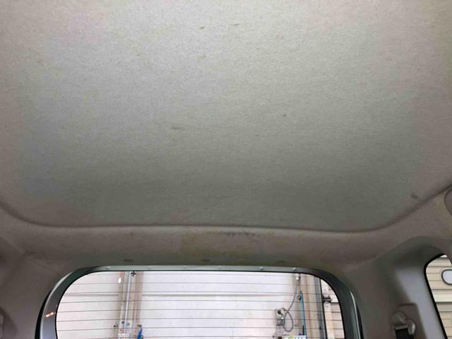 ムーヴ Ｌ　ＳＡ　衝突被害軽減ブレーキ　横滑り防止装置　ＣＤ／ＡＭ・ＦＭラジオ　ＡＵＸ接続　アイドリングストップ　シートリフター　チルトステアリング　足踏み式パーキングブレーキ　キーレスエントリー　盗難防止アラーム（10枚目）