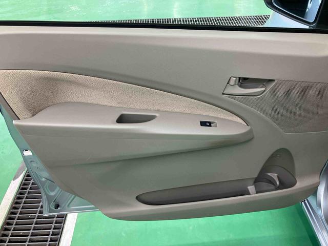 ムーヴ Ｌ　ＳＡ　衝突被害軽減ブレーキ　横滑り防止装置　ＣＤ／ＡＭ・ＦＭラジオ　ＡＵＸ接続　アイドリングストップ　シートリフター　チルトステアリング　足踏み式パーキングブレーキ　キーレスエントリー　盗難防止アラーム（60枚目）