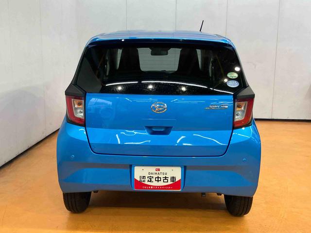 ミライース X SAIII CDラジオチューナー USB接続 AUX接続 衝突被害軽減ブレーキ 横滑り防止装置 アイドリングストップ 前後コーナーセンサー オートハイビーム バニティーミラー付き左右サンバイザー(8枚目)