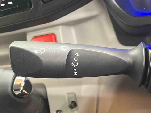 ミライース X SAIII CDラジオチューナー USB接続 AUX接続 衝突被害軽減ブレーキ 横滑り防止装置 アイドリングストップ 前後コーナーセンサー オートハイビーム バニティーミラー付き左右サンバイザー(34枚目)