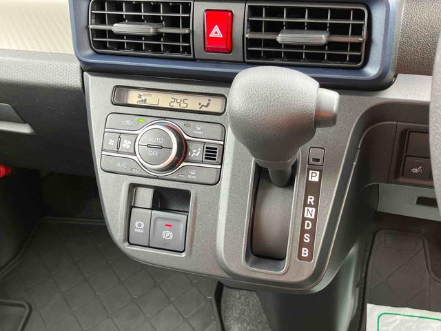 タント X バックカメラ 左側電動スライドドア シートヒーター 電動パーキングブレーキ LEDヘッドライト オートライト オートエアコン 上下2段調節式デッキボード コーナーセンサー 衝突被害軽減ブレーキ(32枚目)