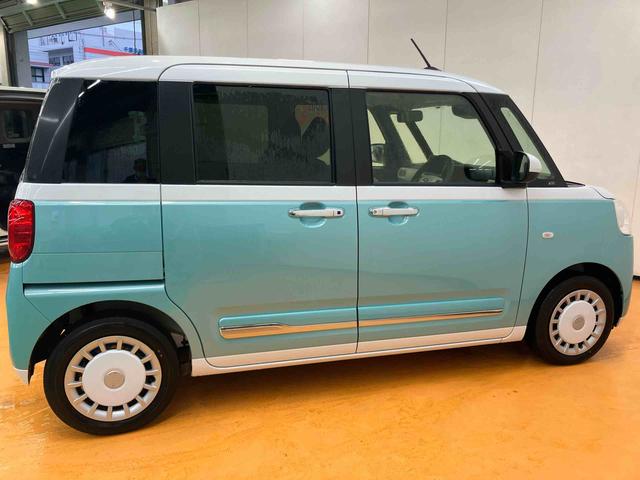 ムーヴキャンバス ストライプスＧターボ　衝突回避支援システム　横滑り防止装置　アダプティブクルーズコントロール　ホールド機能付き電動パーキングブレーキ　置きラクボックス　ホットカップホルダー　前席シートヒーター　前後コーナーセンサー（5枚目）