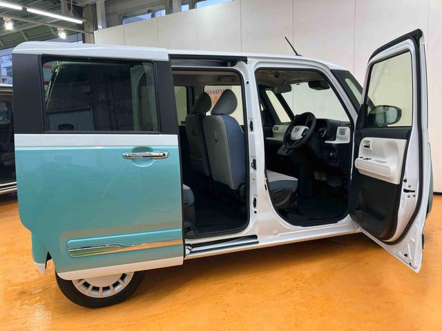 ムーヴキャンバス ストライプスＧターボ　衝突回避支援システム　横滑り防止装置　アダプティブクルーズコントロール　ホールド機能付き電動パーキングブレーキ　置きラクボックス　ホットカップホルダー　前席シートヒーター　前後コーナーセンサー（6枚目）