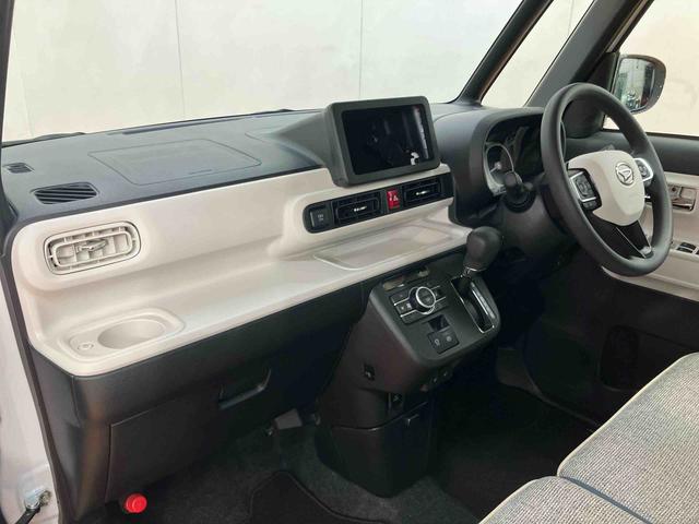 ムーヴキャンバス ストライプスＧターボ　衝突回避支援システム　横滑り防止装置　アダプティブクルーズコントロール　ホールド機能付き電動パーキングブレーキ　置きラクボックス　ホットカップホルダー　前席シートヒーター　前後コーナーセンサー（20枚目）