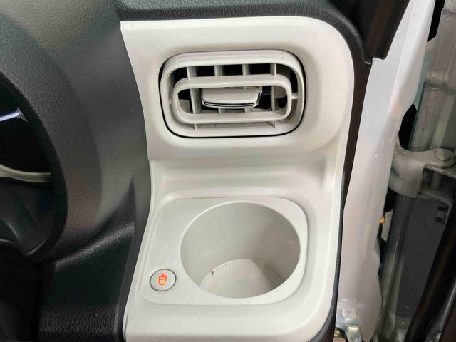 ムーヴキャンバス ストライプスＧターボ　衝突回避支援システム　横滑り防止装置　アダプティブクルーズコントロール　ホールド機能付き電動パーキングブレーキ　置きラクボックス　ホットカップホルダー　前席シートヒーター　前後コーナーセンサー（52枚目）