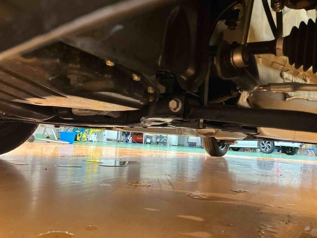 ムーヴキャンバス ストライプスＧターボ　衝突回避支援システム　横滑り防止装置　アダプティブクルーズコントロール　ホールド機能付き電動パーキングブレーキ　置きラクボックス　ホットカップホルダー　前席シートヒーター　前後コーナーセンサー（63枚目）