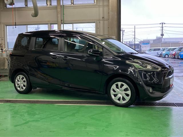 シエンタ X ナビ/BT/TV/DISC/バックカメラ/ステアリングスイッチ ETC 左側パワスラ LEDヘッドライト ハロゲンフォグランプ スマートキー 電格ドアミラー 横滑り防止装置 アイドリングストップ(19枚目)
