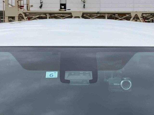 シエンタ ハイブリッド G セーフティーエディション ハイブリッド ナビ/TV/DVD/BT/USB 全周囲カメラ 前後ドラレコ ETC クルコン LEDヘッドランプ 両側電動スライドドア シートヒーター 革巻きステアリング ステアリングヒーター アルミ(18枚目)