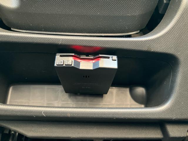 ムーヴ カスタム Xリミテッド SA ナビ/ワンセグTV/CD/USB Bカメラ ETC LEDヘッドライト オートライト トップシェイドガラス オートエアコン 革巻きステアリング アルミホイール シートリフター キーフリー 盗難防止警報(13枚目)