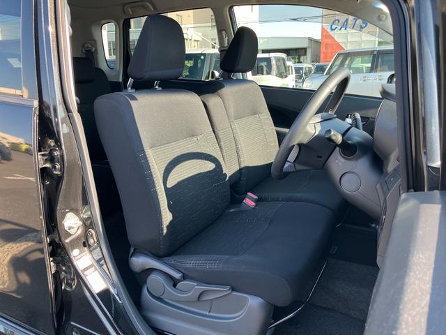 ムーヴ カスタム Xリミテッド SA ナビ/ワンセグTV/CD/USB Bカメラ ETC LEDヘッドライト オートライト トップシェイドガラス オートエアコン 革巻きステアリング アルミホイール シートリフター キーフリー 盗難防止警報(18枚目)