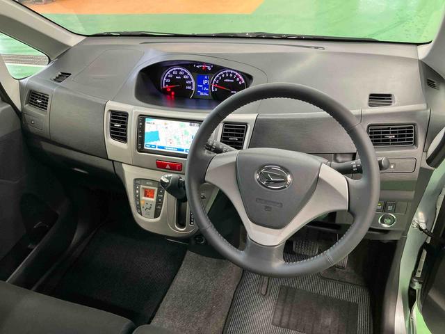 ムーヴ カスタム　Ｘリミテッド　ナビ／ワンセグＴＶ／ＣＤ／ＡＭ・ＦＭラジオ／ＡＵＸ接続　Ｂカメラ　ＨＩＤヘッドライト　フォグランプ　トップシェイドガラス　革巻ステアリング　アルミホイール　オートエアコン　キーフリー　プッシュスタート（14枚目）