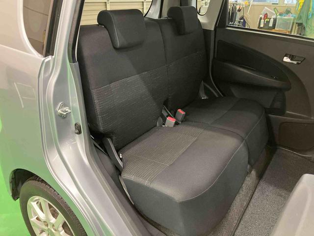 ムーヴ カスタム　Ｘリミテッド　ナビ／ワンセグＴＶ／ＣＤ／ＡＭ・ＦＭラジオ／ＡＵＸ接続　Ｂカメラ　ＨＩＤヘッドライト　フォグランプ　トップシェイドガラス　革巻ステアリング　アルミホイール　オートエアコン　キーフリー　プッシュスタート（17枚目）