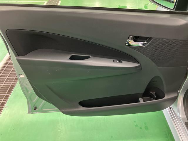 ムーヴ カスタム　Ｘリミテッド　ナビ／ワンセグＴＶ／ＣＤ／ＡＭ・ＦＭラジオ／ＡＵＸ接続　Ｂカメラ　ＨＩＤヘッドライト　フォグランプ　トップシェイドガラス　革巻ステアリング　アルミホイール　オートエアコン　キーフリー　プッシュスタート（67枚目）