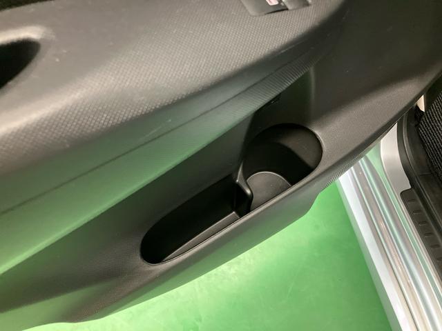 ムーヴ カスタム　Ｘリミテッド　ナビ／ワンセグＴＶ／ＣＤ／ＡＭ・ＦＭラジオ／ＡＵＸ接続　Ｂカメラ　ＨＩＤヘッドライト　フォグランプ　トップシェイドガラス　革巻ステアリング　アルミホイール　オートエアコン　キーフリー　プッシュスタート（69枚目）