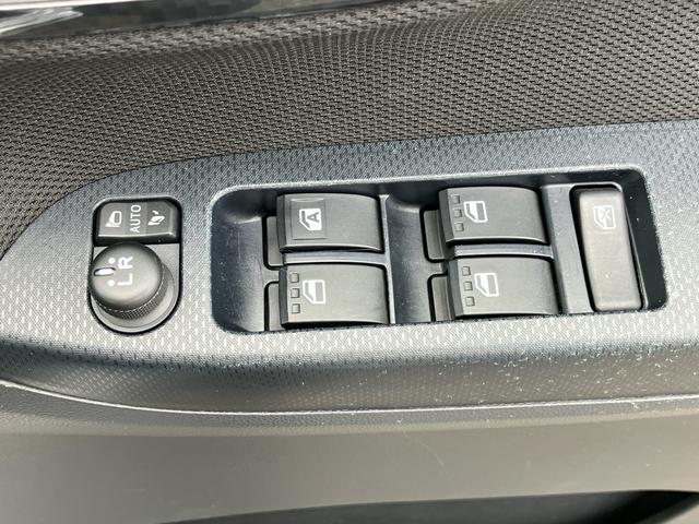 ムーヴ カスタム XリミテッドII SAIII ナビ/地デジ/DVD/BT/USB 全周囲カメラ 前後ドラレコ ETC LEDヘッドライト オートライト オートハイビーム スマアシ 運転席シートヒーター トップシェイドガラス キーフリー アルミ(44枚目)