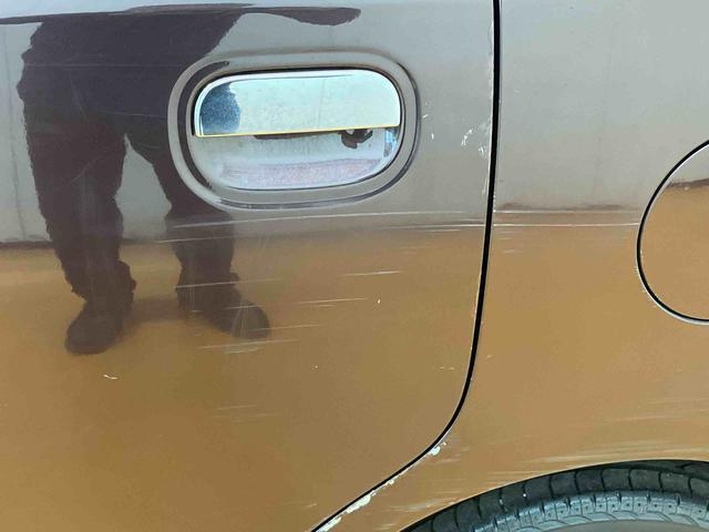 ムーヴコンテ カスタム RS ターボエンジン ETC 15インチアルミホイール HIDヘッドライト ハロゲンフォグランプ クリアテールランプ ドアミラーウインカー スマートキー 電格ドアミラー 照明&バニディミラー付きサンバイザー(14枚目)