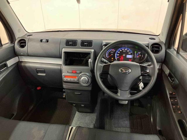 ムーヴコンテ カスタム RS ターボエンジン ETC 15インチアルミホイール HIDヘッドライト ハロゲンフォグランプ クリアテールランプ ドアミラーウインカー スマートキー 電格ドアミラー 照明&バニディミラー付きサンバイザー(35枚目)