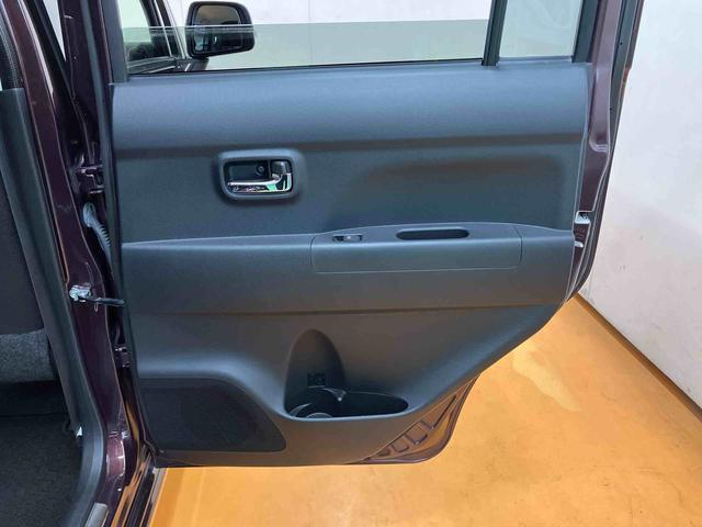 ムーヴコンテ カスタム RS ターボエンジン ETC 15インチアルミホイール HIDヘッドライト ハロゲンフォグランプ クリアテールランプ ドアミラーウインカー スマートキー 電格ドアミラー 照明&バニディミラー付きサンバイザー(53枚目)