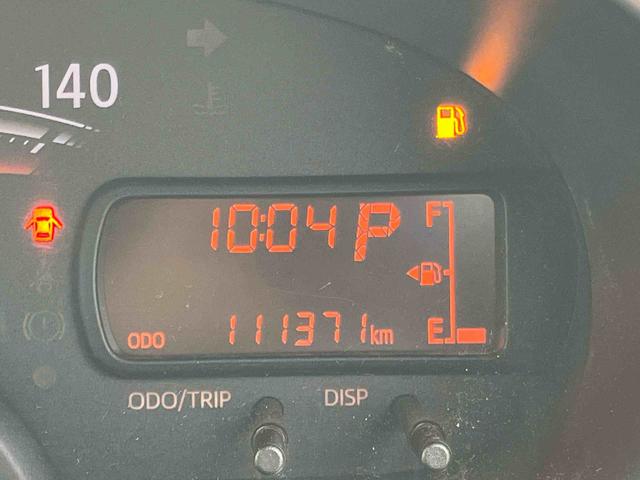 ムーヴ L SA CDラジオチューナー AUX接続 衝突被害軽減ブレーキ 横滑り防止装置 アイドリングストップ マニュアルレベリング機能付ハロゲンヘッドライト バニティーミラー付き左右サンバイザー チルトステアリング(46枚目)