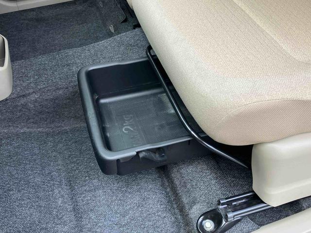 ムーヴ L SA CDラジオチューナー AUX接続 衝突被害軽減ブレーキ 横滑り防止装置 アイドリングストップ マニュアルレベリング機能付ハロゲンヘッドライト バニティーミラー付き左右サンバイザー チルトステアリング(61枚目)