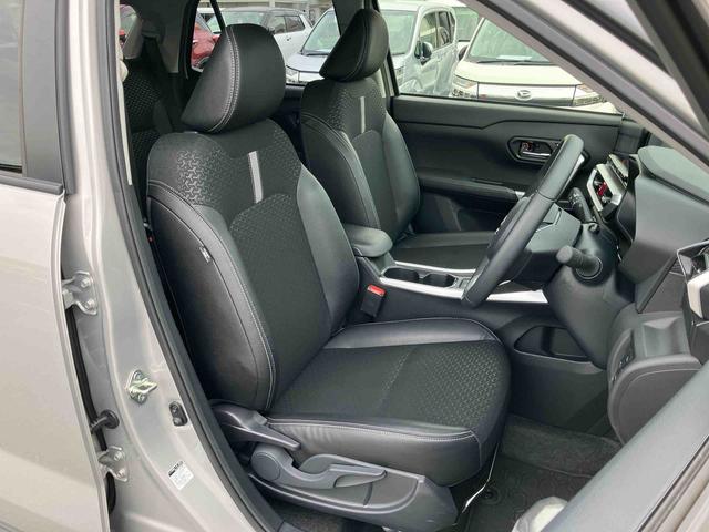 ロッキー プレミアムG HEV ハイブリッド 9型ナビ/TV/DVD/BT/USB Bカメラ 前後ドラレコ ETC 全車速追従クルコン ADB LEDヘッドライト オートライト 前後コーナーセンサー シートヒーター リヤフォグランプ(10枚目)