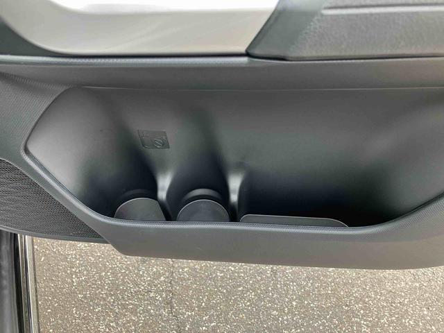 ロッキー プレミアムG HEV ハイブリッド 9型ナビ/TV/DVD/BT/USB Bカメラ 前後ドラレコ ETC 全車速追従クルコン ADB LEDヘッドライト オートライト 前後コーナーセンサー シートヒーター リヤフォグランプ(63枚目)