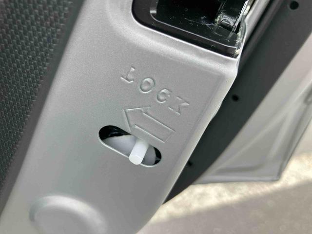 ロッキー プレミアムG HEV ハイブリッド 9型ナビ/TV/DVD/BT/USB Bカメラ 前後ドラレコ ETC 全車速追従クルコン ADB LEDヘッドライト オートライト 前後コーナーセンサー シートヒーター リヤフォグランプ(65枚目)