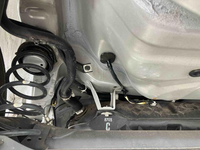 ムーヴ L ナビ/地デジ/DVD/BT/USB ドラレコ キーレスエントリー セキュリティーアラーム アイドリングストップ スモークガラス マニュアルエアコン 足踏み式パーキングブレーキ 横滑り防止装置 ABS(32枚目)