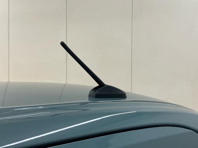 ムーヴキャンバス セオリーG エコアイドル非装着車 スマホ連携ディスプレイオーディオ USB.HDMI接続 ブルートゥース対応 ワイヤレス充電器 インパネアッパーボックス ホットカップホルダー 置きラクボックス ホールド機能付き電動パーキングブレーキ(26枚目)