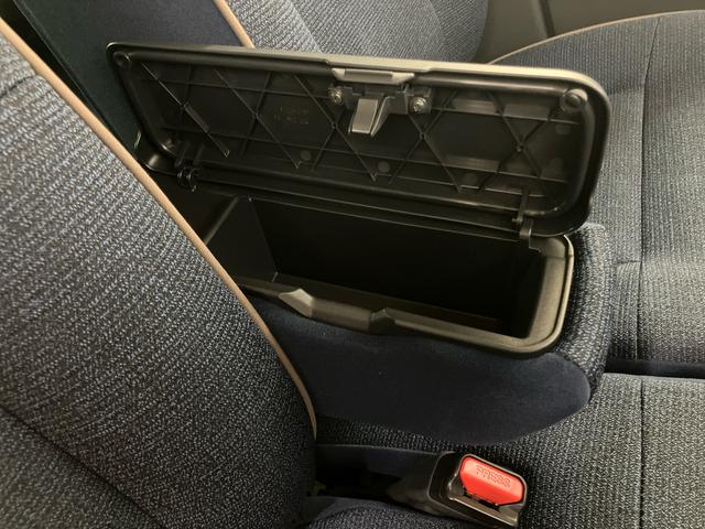 ムーヴキャンバス セオリーG エコアイドル非装着車 スマホ連携ディスプレイオーディオ USB.HDMI接続 ブルートゥース対応 ワイヤレス充電器 インパネアッパーボックス ホットカップホルダー 置きラクボックス ホールド機能付き電動パーキングブレーキ(56枚目)