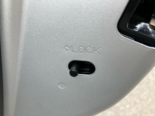 ノート X Vセレクション+セーフティ ナビ/TV/DVD/BT/USB 全周囲カメラ ETC セイフティーシールド 車線逸脱警報 横滑防止装置 ディスプレイ付き防眩ルームミラー 前後クリアランスセンサー アイドリングストップ スマートキー(60枚目)