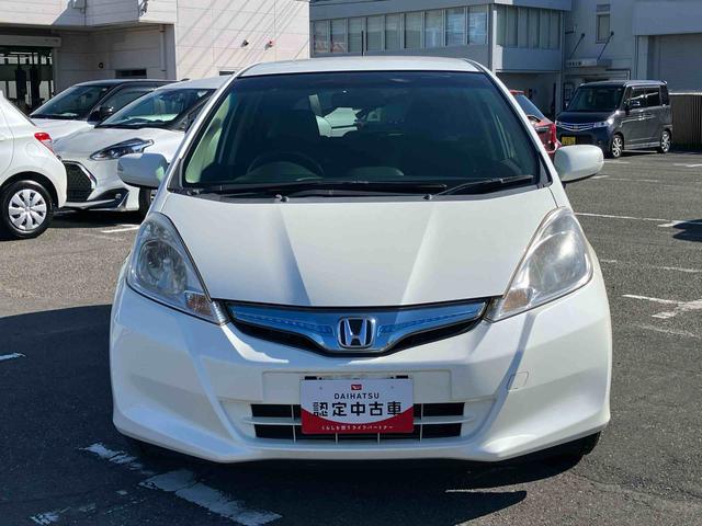 フィットハイブリッド XHセレクション ファインスタイル ハイブリッド ナビ/ワンセグTV/DVD/BT/USB バックカメラ ETC オートクルーズ HIDヘッドライト オートライト シートヒーター パドルシフト オートエアコン シートリフター キーフリー(14枚目)