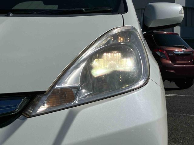 フィットハイブリッド XHセレクション ファインスタイル ハイブリッド ナビ/ワンセグTV/DVD/BT/USB バックカメラ ETC オートクルーズ HIDヘッドライト オートライト シートヒーター パドルシフト オートエアコン シートリフター キーフリー(16枚目)