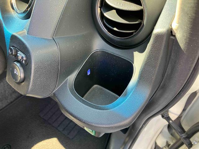 フィットハイブリッド XHセレクション ファインスタイル ハイブリッド ナビ/ワンセグTV/DVD/BT/USB バックカメラ ETC オートクルーズ HIDヘッドライト オートライト シートヒーター パドルシフト オートエアコン シートリフター キーフリー(57枚目)