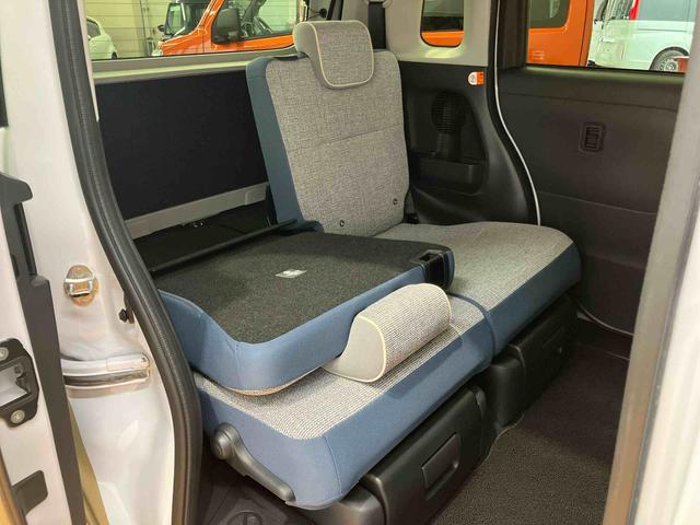 ムーヴキャンバス ストライプスGターボ 衝突回避支援システム 横滑り防止装置 アイドリングストップ アダプティブクルーズコントロール ホットカップホルダー 置きラクボックス 前席シートヒーター 助手席シートバックポケット+ショッピングフック(26枚目)