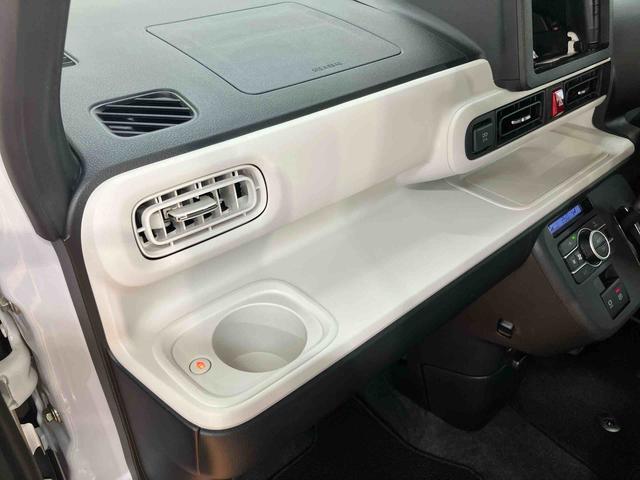 ムーヴキャンバス ストライプスGターボ 衝突回避支援システム 横滑り防止装置 アイドリングストップ アダプティブクルーズコントロール ホットカップホルダー 置きラクボックス 前席シートヒーター 助手席シートバックポケット+ショッピングフック(57枚目)