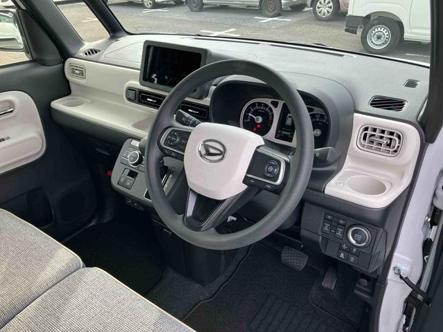 ムーヴキャンバス ストライプスＧターボ　ターボ　Ｂカメラ　全車速追従クルコン　ＬＥＤヘッドライト　オートライト　ＡＤＢ　ホッとカップホルダー　スマアシ　コーナーセンサー　シートヒーター　電動駐車ブレーキ　両側Ｐスラ　キーフリー　盗難防止警報（8枚目）