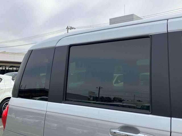 ムーヴキャンバス ストライプスＧターボ　ターボ　Ｂカメラ　全車速追従クルコン　ＬＥＤヘッドライト　オートライト　ＡＤＢ　ホッとカップホルダー　スマアシ　コーナーセンサー　シートヒーター　電動駐車ブレーキ　両側Ｐスラ　キーフリー　盗難防止警報（24枚目）