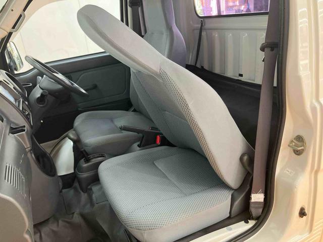 ハイゼットトラック ジャンボリミテッド 4WD バックカメラ連動フルセグナビ ETC ゲートプロテクター ガードフレームプロテクター 荷台作業灯 キーレスエントリー オーバーヘッドシェルフ 社外12インチアルミホイール パワーウインドウ(29枚目)