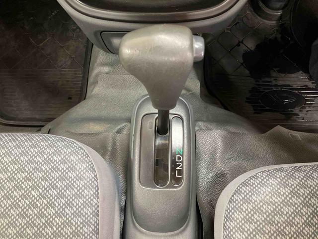 ハイゼットトラック エアコン・パワステ スペシャル 荷台ゴムマット ゲートプロテクター テールゲートチェーン スピーカー一体型FM.AMラジオチューナー マニュアルレベリング機能付ハロゲンヘッドライト 灰皿+シガーライター ショッピングフック(47枚目)