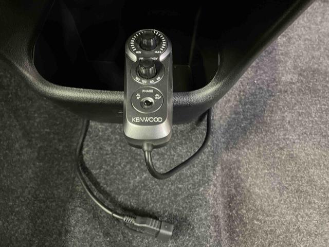 ムーヴキャンバス Xリミテッドメイクアップ SAII バックカメラ連動フルセグナビ USB接続 ウーファー ETC 置きラクボックス オートライト 衝突被害軽減ブレーキ 横滑り防止装置 マニュアルレベリング機能付ハロゲンヘッドライト(8枚目)