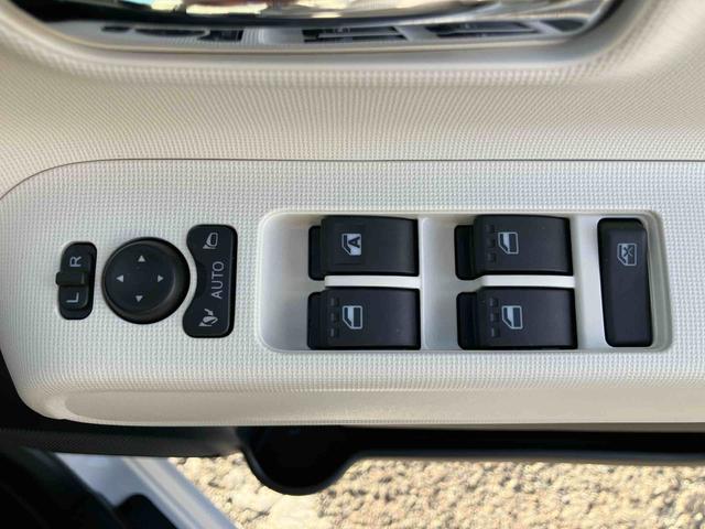 ムーヴキャンバス ストライプスGターボ ターボ LEDヘッドライト オートライト オートハイビーム ADB スマアシ コーナーセンサー シートヒーター ホッとカップホルダー 置き楽くBOX 電動駐車ブレーキ 両側Pスラ キーフリー ステリモ(50枚目)