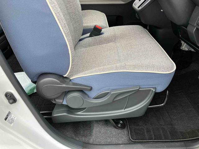 ムーヴキャンバス ストライプスGターボ 両側電動スライドドア LEDヘッドライト&フォグランプ シートヒーター 保温カップホルダー 電動駐車ブレーキ バックカメラ ステアリングスイッチ 自動追従クルコン 衝突被害軽減ブレーキ(49枚目)