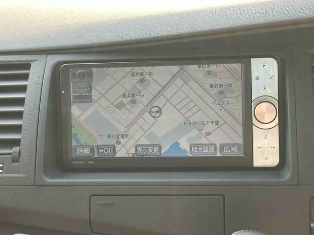 アイシス プラタナ　Ｖセレクションホワイトインテリアパッケージ　ナビ／ＴＶ／ＤＶＤ／ＢＴ　ＥＴＣ　両側電動スライドドア　オートエアコン　アルミホイール　プラズマクラスター　フロントバンパー電動ポール　足踏み式駐車ブレーキ　ステアリングリモコン　キーフリーシステム（2枚目）