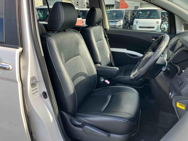 アイシス プラタナ　Ｖセレクションホワイトインテリアパッケージ　ナビ／ＴＶ／ＤＶＤ／ＢＴ　ＥＴＣ　両側電動スライドドア　オートエアコン　アルミホイール　プラズマクラスター　フロントバンパー電動ポール　足踏み式駐車ブレーキ　ステアリングリモコン　キーフリーシステム（8枚目）