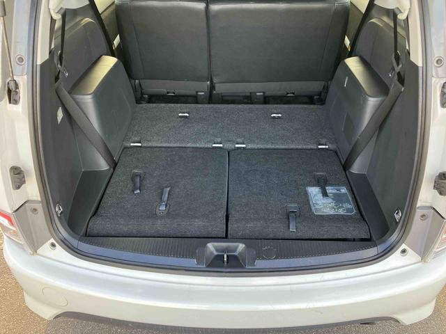 アイシス プラタナ　Ｖセレクションホワイトインテリアパッケージ　ナビ／ＴＶ／ＤＶＤ／ＢＴ　ＥＴＣ　両側電動スライドドア　オートエアコン　アルミホイール　プラズマクラスター　フロントバンパー電動ポール　足踏み式駐車ブレーキ　ステアリングリモコン　キーフリーシステム（14枚目）