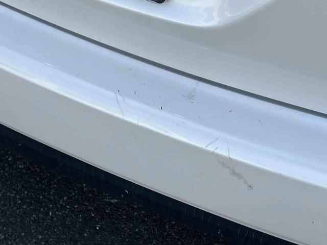 アイシス プラタナ　Ｖセレクションホワイトインテリアパッケージ　ナビ／ＴＶ／ＤＶＤ／ＢＴ　ＥＴＣ　両側電動スライドドア　オートエアコン　アルミホイール　プラズマクラスター　フロントバンパー電動ポール　足踏み式駐車ブレーキ　ステアリングリモコン　キーフリーシステム（29枚目）