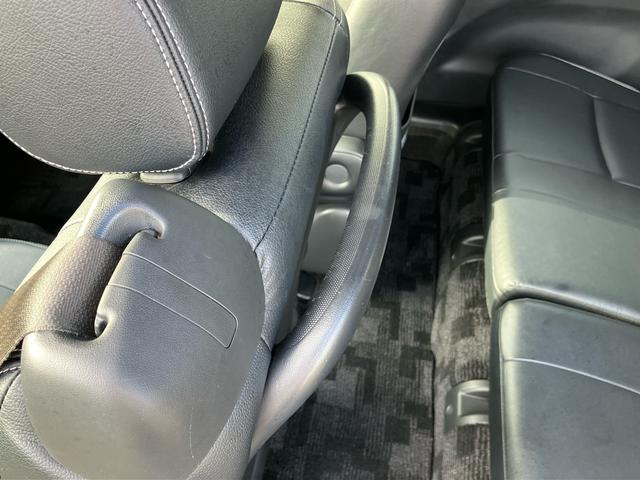 アイシス プラタナ　Ｖセレクションホワイトインテリアパッケージ　ナビ／ＴＶ／ＤＶＤ／ＢＴ　ＥＴＣ　両側電動スライドドア　オートエアコン　アルミホイール　プラズマクラスター　フロントバンパー電動ポール　足踏み式駐車ブレーキ　ステアリングリモコン　キーフリーシステム（61枚目）